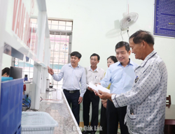 Chủ tịch UBND tỉnh Đắk Lắk Tạ Anh Tuấn làm việc tại xã biên giới Ea Bung