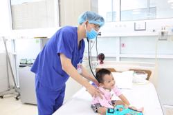 Bệnh tay chân miệng vào mùa: Nguy cơ lan rộng trong cộng đồng