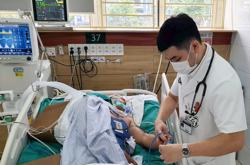 Đừng để mất mạng vì “thuốc gia truyền”