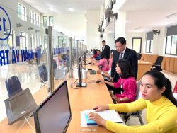 Xã Dray Bhăng: Công bố đường dây nóng tiếp nhận kiến nghị, phản ánh của công dân