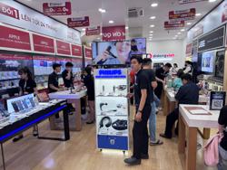 Hàng hóa đồng loạt giảm giá