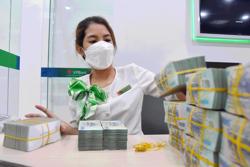 Bỏ room tín dụng: Cơ hội kèm thách thức