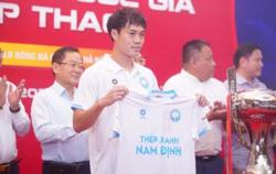 Nguyễn Văn Toàn dính chấn thương, nghỉ thi đấu dài hạn