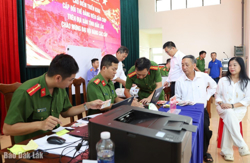 Đắk Lắk: “Tăng tốc” ngày đêm cấp đổi thẻ đảng viên