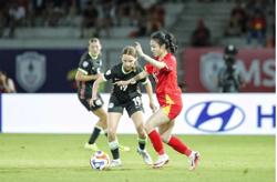 Tuyển nữ Việt Nam: Quyết thắng để tri ân người hâm mộ