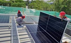 Tiền hỗ trợ lắp điện mặt trời mái nhà khoảng 42.000 tỉ đồng, một hộ dân có thể được 2-3 triệu đồng