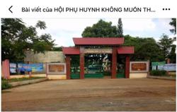 Phụ huynh phản ứng vì trường yêu cầu học sinh mặc đồng phục "lộn xộn, diêm dúa"