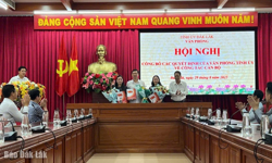 Văn phòng Tỉnh ủy công bố các quyết định về công tác cán bộ