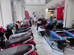 Kinh doanh xe máy điện học sinh vào mùa