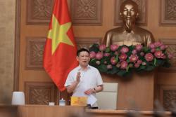 Phó Thủ tướng chỉ đạo về quản lý giá điện, xăng dầu