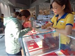 Giá vàng hôm nay 8-8: Bứt phá mạnh mẽ, chạm đỉnh hai tuần