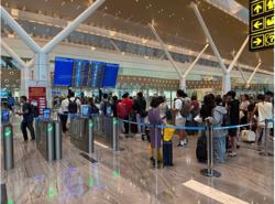 Hàng triệu vé máy bay Tết mở bán sớm trước 5 tháng, khách vẫn ngóng giá rẻ