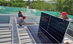 EVN đề xuất xử phạt lắp điện mặt trời mái nhà nếu không đăng ký