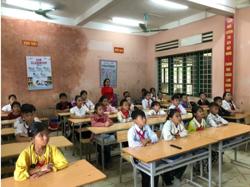 Thủ tướng chỉ đạo thực hiện miễn học phí, hỗ trợ bữa trưa cho học sinh