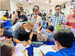 Điều kiện để lao động làm việc theo hợp đồng dưới 12 tháng được hưởng trợ cấp thất nghiệp