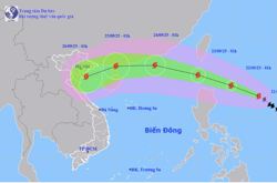 Siêu bão Ragasa khả năng còn mạnh thêm, đổ bộ vào nước ta theo kịch bản nào?