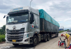 Chở quá tải 100,5%, chủ xe và tài xế bị phạt 77,5 triệu đồng