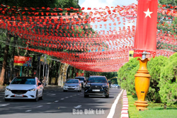 Buôn Ma Thuột rực rỡ cờ hoa hướng về ngày hội lớn