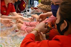 Giá vàng hôm nay 3-9: Tăng mạnh, lập kỷ lục cao nhất trong 14 năm qua