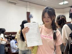 Tân sinh viên chọn ngành sư phạm không chỉ vì học phí