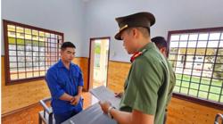 Lừa đảo chiếm đoạt tiền hàng trăm ngàn người, anh em Huy - Hoàng bị khởi tố