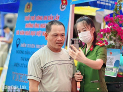 Kiến tạo nền hành chính minh bạch, hiện đại, gần dân