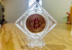 Giao dịch Bitcoin, Ethereum… có thể bị áp thuế 0,1% như chứng khoán