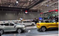 Tháng ngâu, ô tô, xe máy giảm giá mạnh