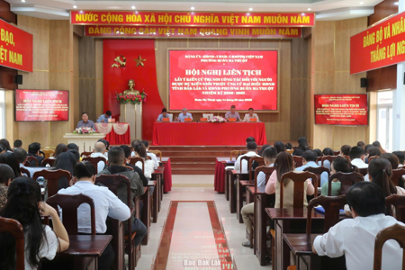 Lấy ý kiến cử tri nơi công tác đối với người được giới thiệu ứng cử đại biểu HĐND các cấp