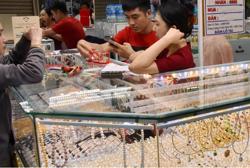 Giá vàng hôm nay 16-1: Sụt giảm rồi bất ngờ tăng mạnh