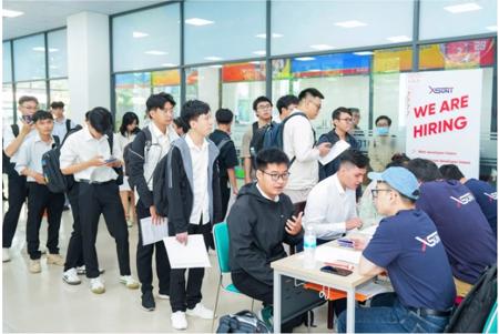 Lấp khoảng trống nhân lực chất lượng cao