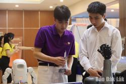 Chính quyền, doanh nghiệp tạo đòn bẩy cho chuyển đổi số