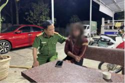 Cứu sống người phụ nữ nhảy sông tự tử trong đêm