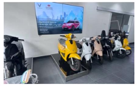 Một năm, VinFast bán hơn 400.000 xe máy điện