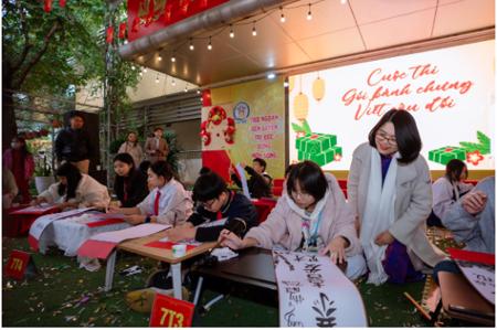 Thưởng Tết cho giáo viên 2026: Các trường tự tính toán, cân đối