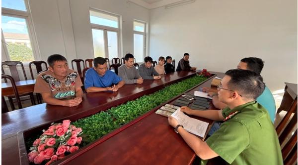 Công an đồng loạt đột kích 11 điểm trong đường dây đánh bạc quy mô lớn