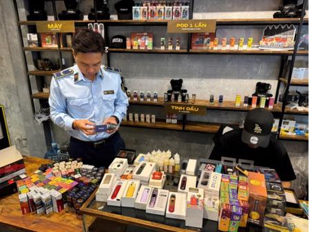 Để khách hút thuốc lá điện tử tại quán, chủ bị phạt đến 10 triệu đồng