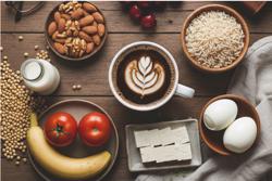 Bất ngờ nghiên cứu mới: Cơm và cà phê chống được 2 "bệnh thời đại"