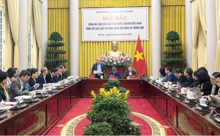 Công bố Lệnh của Chủ tịch nước về các luật thuế, nhiều quy định liên quan hộ kinh doanh