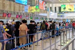 Tỉ lệ chuyến bay đúng giờ năm 2025 giảm mạnh