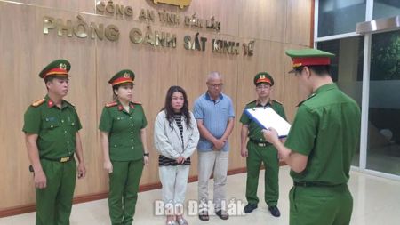 Khen thưởng Công an tỉnh Đắk Lắk triệt phá đường dây phân bón giả quy mô lớn