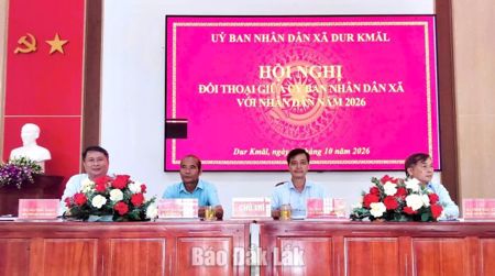 Xã Dur Kmăl đối thoại, giải quyết kiến nghị của người dân