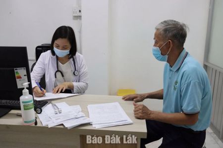 Phấn đấu đến năm 2030, 90% xã, phường có ít nhất một câu lạc bộ chăm sóc người cao tuổi