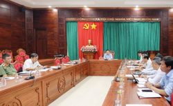 Tập trung xử lý các điểm nghẽn, khó khăn các công trình trọng điểm lĩnh vực công thương, xây dựng