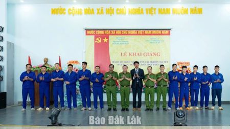 Khai giảng các lớp đào tạo nghề cho người cai nghiện ma túy