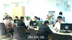 Linh hoạt với chuyển động của lãi suất ngân hàng
