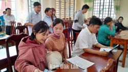 Xã Ea Riêng: Đẩy mạnh tư vấn việc làm và đào tạo nghề cho lao động nông thôn