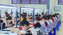 Quyết liệt bứt tốc cho mục tiêu tăng trưởng