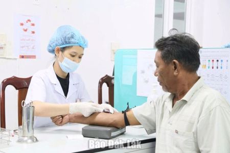 Mối nguy từ thói quen “tự chẩn đoán bệnh”