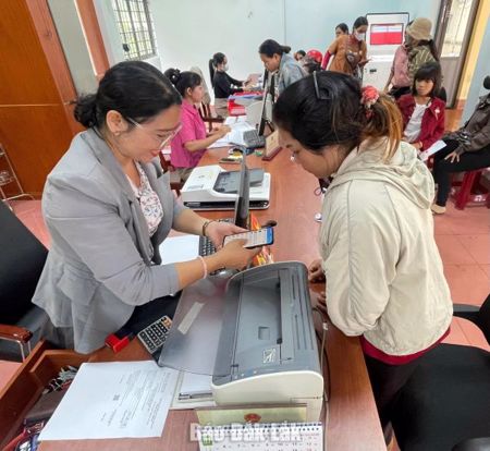 Khi người dân được trao “chìa khóa” công nghệ